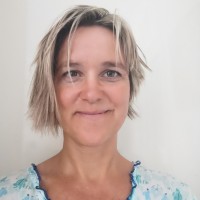 Dr. Szilvia Csanyi (J.D.)