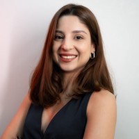 Cynthia Andrade Lima
