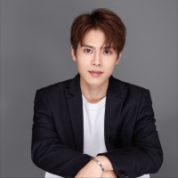 Mengli Wu