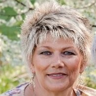 Denise Wolfe