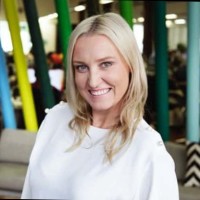 Holly Yates