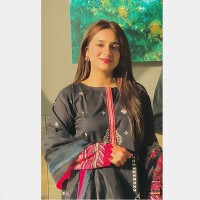 Esha Tariq