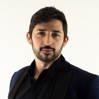 Eric Oliveira