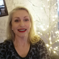 Debra Thomas