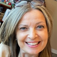 Lynda Bonvillain