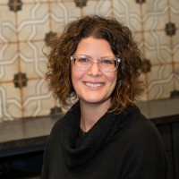 Sara Hackl