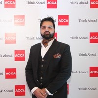 Malik Feroz Ahmad Sayal - Acca, Cfa (L1), Mba (Fin), M Com