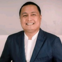 Niel Edward Hosillos