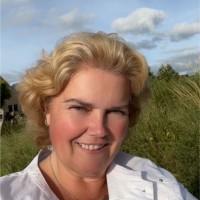 Sandra Krom