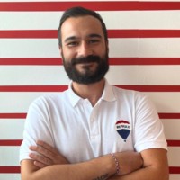 İlkan Özbek