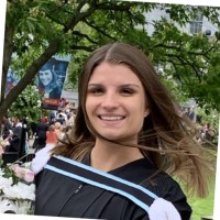 Julianna Krobath, Crha