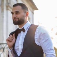 Raymond Hovanisian