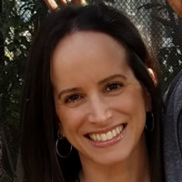 Dorit (Dee) Harrell