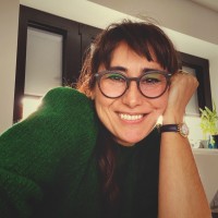 Rebecca Casier