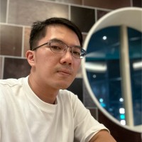 高國証