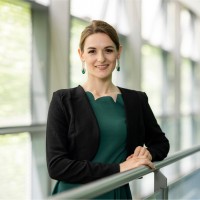 Dr Ellie Atayee-Bennett
