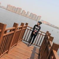 余乐乐