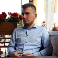 Tomasz M.