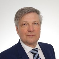 Andreas Hoelling