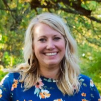 Stephanie (Sandilla) Capouch