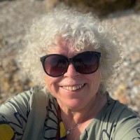 Liz Carr