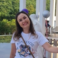 Mirela Pop