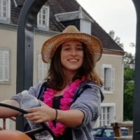 Chloé Neuville