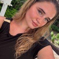 Lucia Foster