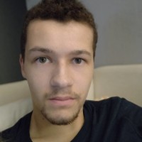 Séni Naëls