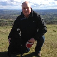 Ian R Dodd