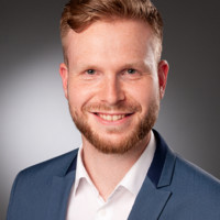 Dennis Groß