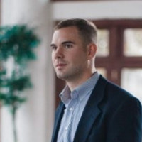 Sean M Lyons