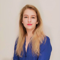 Andréa De Livonnière