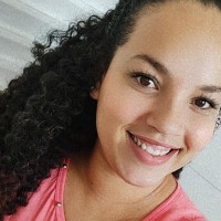 Viviane Almeida Oliveira