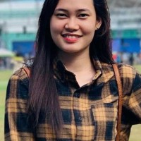 Nicholle Divina