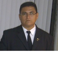 ROBERT MAGALLANES