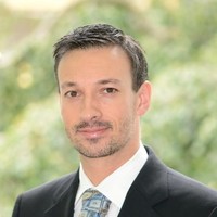 Dr. Daniel Bauer