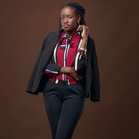 Vânia Pinto de Andrade Magalhães