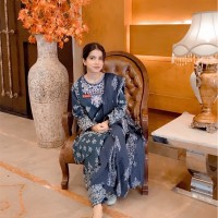 Amna Eman