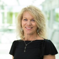 Linda Knight
