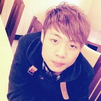 路邊一支草