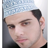 ابتسم تأجر