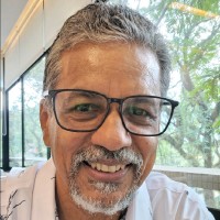 Roberto Adelino Silva