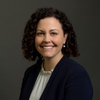 Sara Holzer, Case, Des