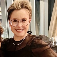 Teri C.