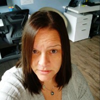Angela Krom