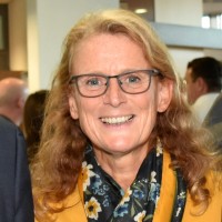 Isolde Bäzner
