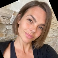 Julia Becker
