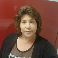 Stephanie Helms