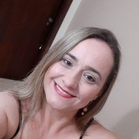 janiele giroldo
